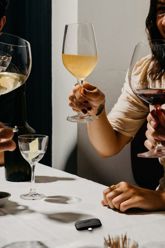How to choose your desired alcohol checker?